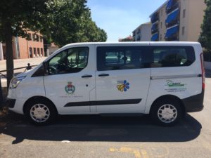 Il Comune dona un nuovo mezzo di trasporto ad AUSER