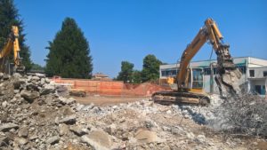 Scuola Anna Frank: proseguono le demolizioni