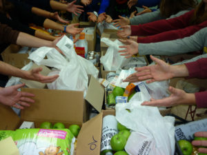 Raccolta beni di prima necessità