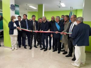 La casa di comunità limbiatese è attiva in via Montegrappa.